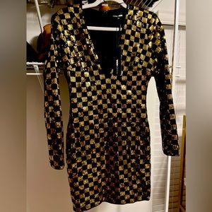 Very nice cocktail or any special occasion dress.